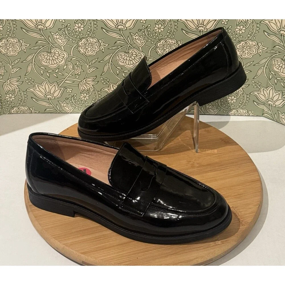 Cole Haan Haverhill Penny Loafers Women's 10B Black Patent Shoes Classy Comfort